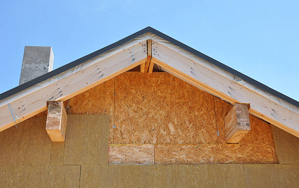 Storm Damage Siding Repair in Carpinteria, CA